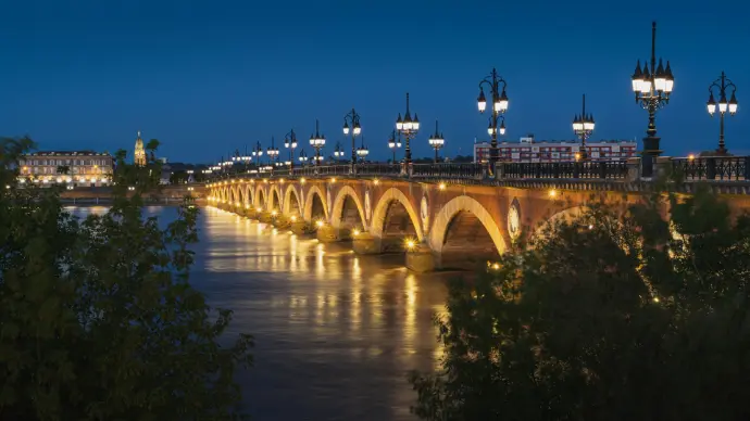 Bordeaux la nuit 